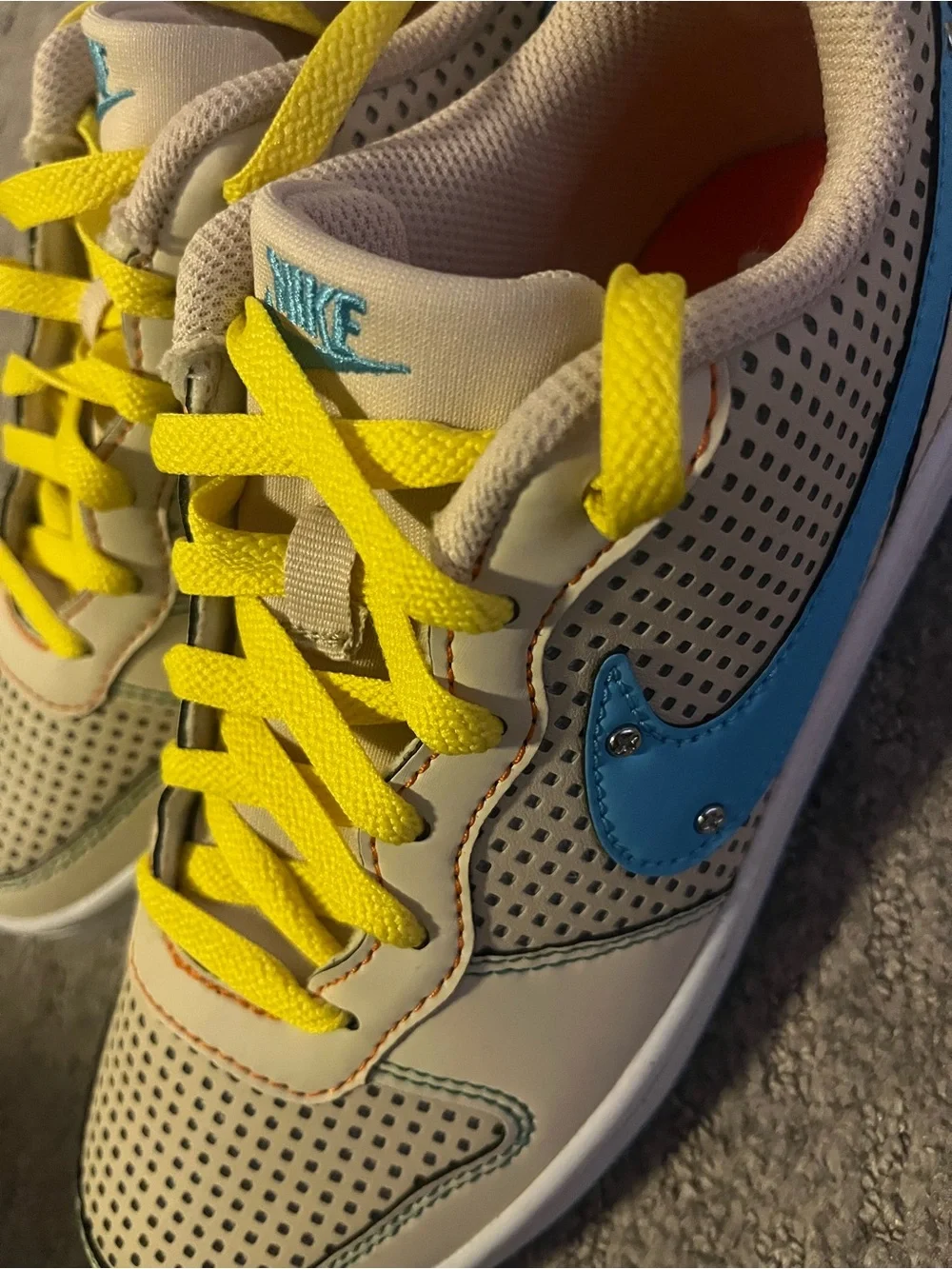 Nike woman 6.5 w / 5y Beige Sneakers with Blue Swoosh and Yellow Laces